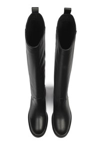 Par de botas altas de cuero negro con punteras redondas, lengüetas en la parte superior y acabado suave, vistas desde arriba sobre un fondo blanco.