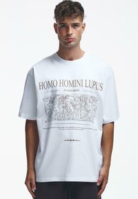 2Y Studios - HOMINI  - T-Shirt print - white Thumbnail-Bild 1