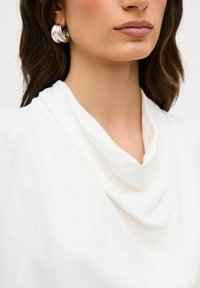 adL Bluse - beige