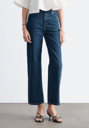 & OTHER STORIES, & OTHER STORIES CROPPED WIDE-LEG JEANS - Wide Leg - mid blue