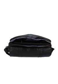 Gusti Leder ODIEL D. - Axelremsväska - black