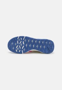 Reebok NFX - Edzőcipő - chalk/stepur/laspin