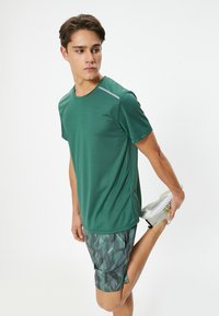 Koton - T-shirt z nadrukiem