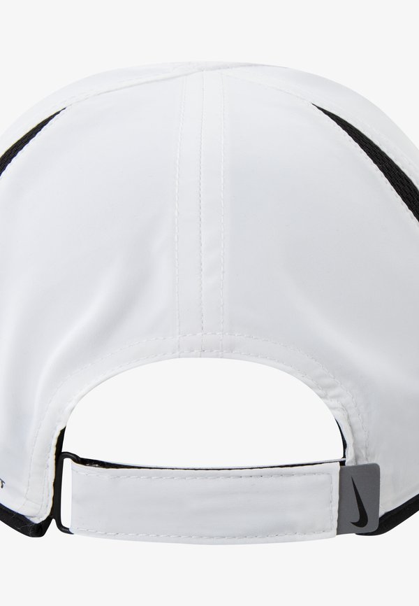 NAN FEATHERLIGHT UNISEX – Cap