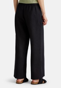 United Colors of Benetton Trousers - black