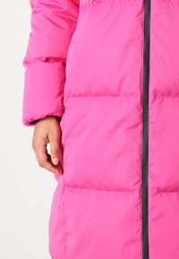 YAS Petite YASMILLYS JACKET - Dūnu jaka - fuchsia fedora