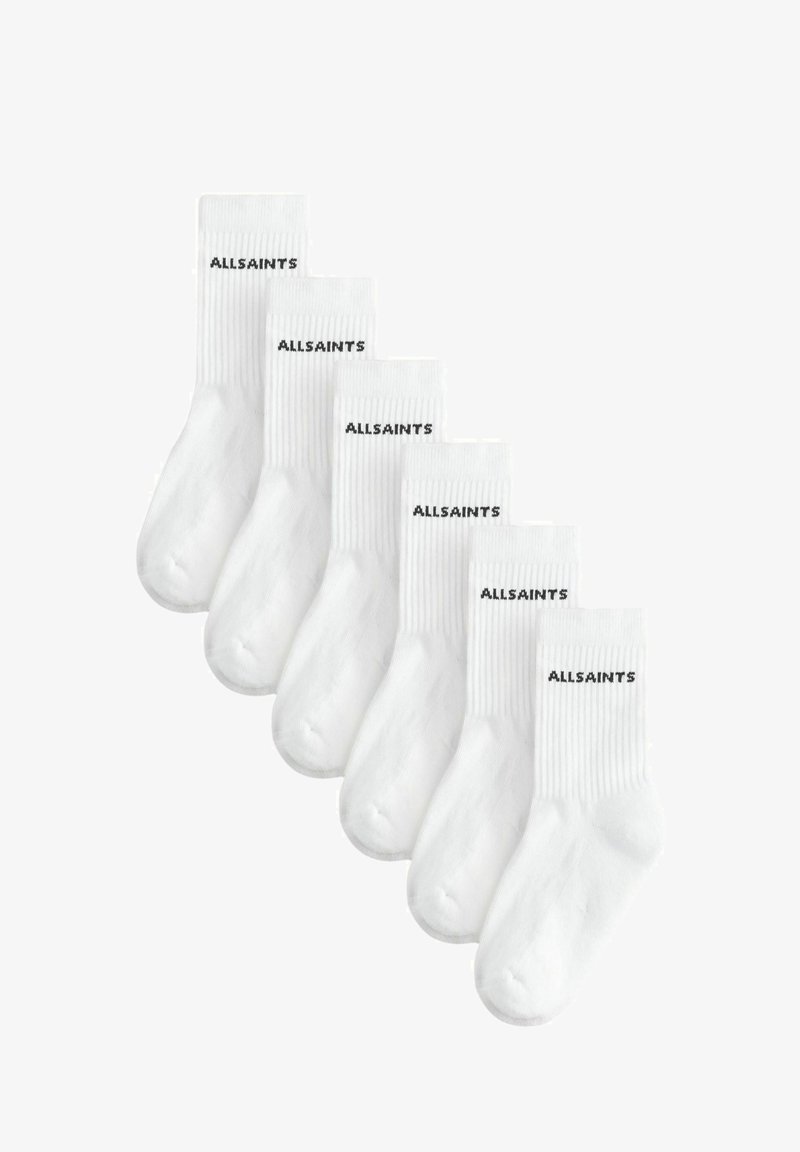 Chaussettes blanches en coton, lot de six. Chaque chaussette présente des côtes aux poignets et le logo "ALLSAINTS" en noir. Texture douce et conception sans couture au niveau des orteils.