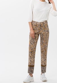 BRAX Kalhoty - beige