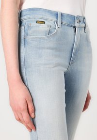 G-STAR 3301 FLARE - Džínsy bootcut - vintage alloy blue