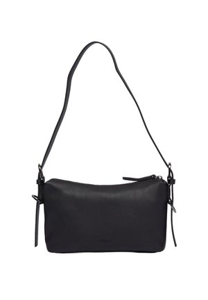 Schwarze Leder-Crossbody-Tasche mit glatter Textur, mit Reißverschluss und verstellbarem Trageriemen. Sie zeichnet sich durch minimalistisches Design und dezentes Branding aus.