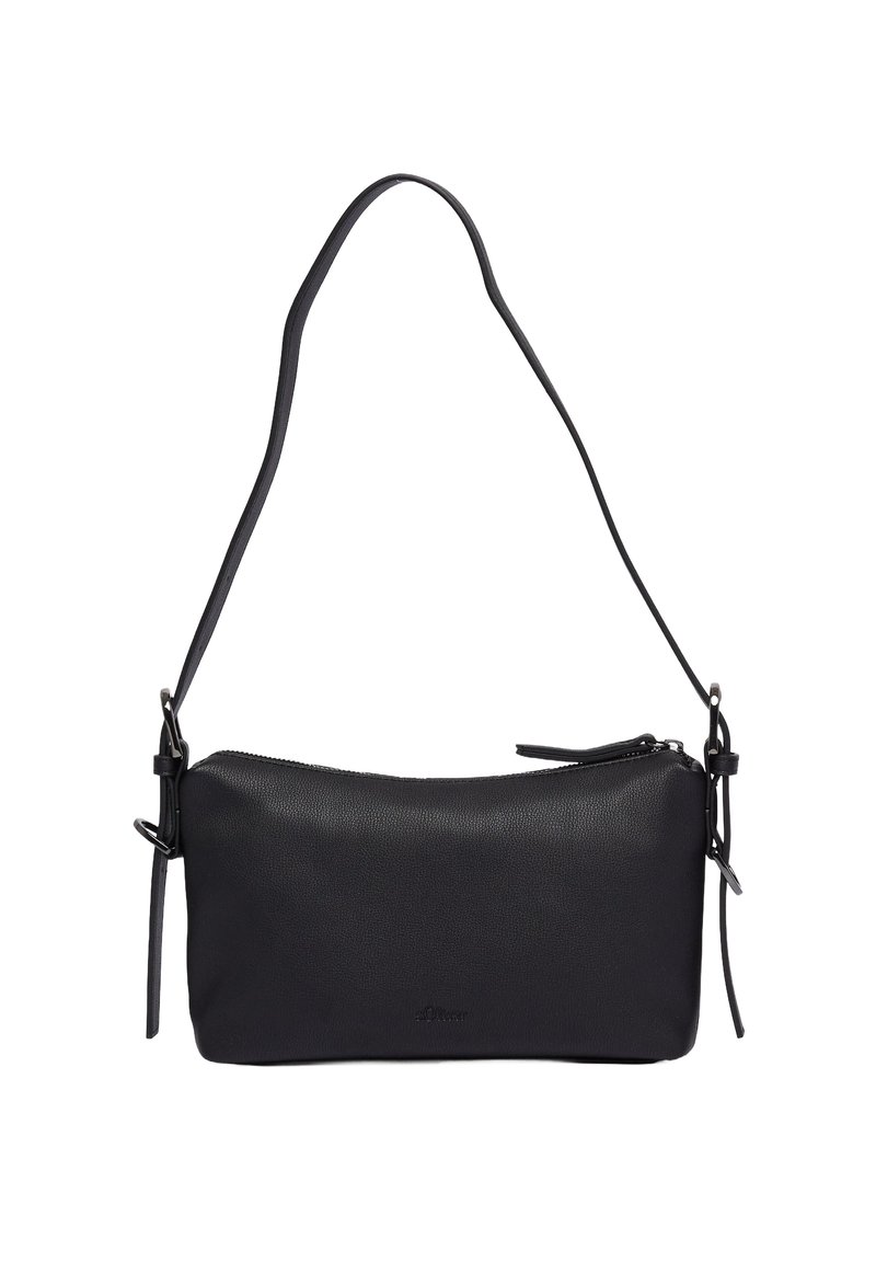 Borsa a tracolla nera in pelle con superficie liscia, chiusura a zip e tracolla regolabile. Presenta un design minimalista e un branding sottile.