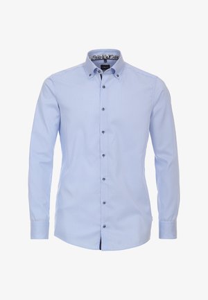 Chemise habillée pour homme bleu clair avec un petit motif à carreaux, col boutonné et boutons noirs sur le devant et aux poignets.