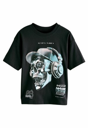 - T-shirt z nadrukiem
