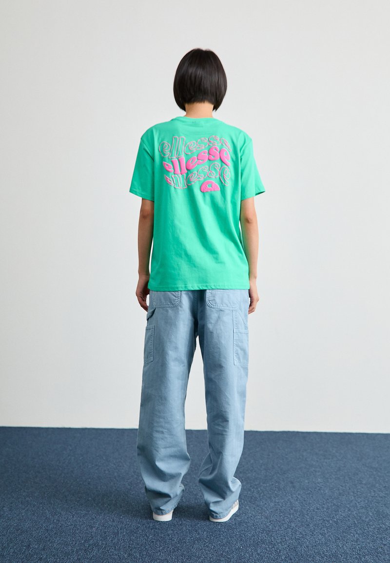 Ellesse CAMPOFELICE - Marškinėliai su spaudiniu - green