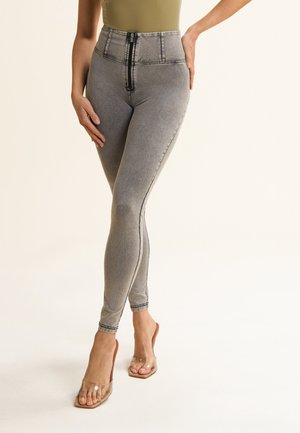WR.UP® PUSH-UP SHAPING 7/8 WITH ZIP - Trousers - grey denim