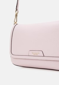 kate spade new york PEBBLED FLAP SHOULDER BAG - Rankinė per petį - shimmer pink