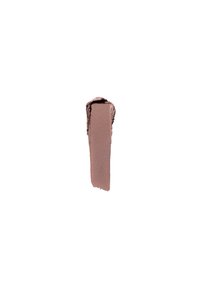 Matte liquid lipstick in een zachte roze tint. Textuurformule met een gladde, romige afwerking en een lichte glans op het oppervlak.