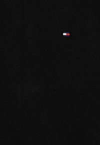 Tommy Hilfiger ESSENTIAL TEE  - T-Shirt basic - black