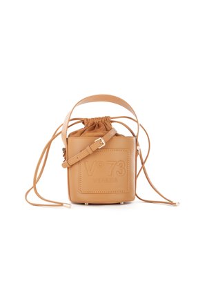 Sac seau en cuir tan avec fermeture à cordon, logo gravé "V°73 VENEZIA", sangle réglable et base arrondie avec des accents dorés.