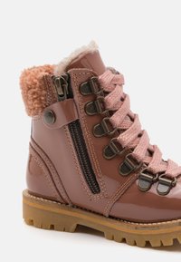 Petit Nord Copenhagen UNISEX - Suvarstomi batai - rose clay