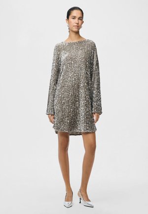Pieces PCKAM DEEP BACK BOW DRESS - Cocktailkjole / festkjole - morel/silver