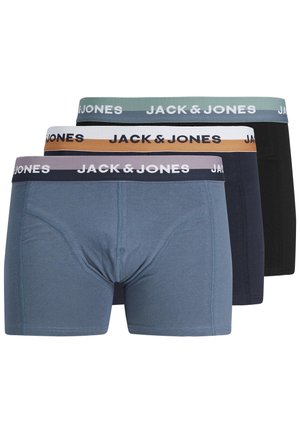 Tres pares de bóxers para hombre de Jack & Jones. Colores: azul oscuro, marino y negro. Cada uno cuenta con una cinturilla elástica con logo.