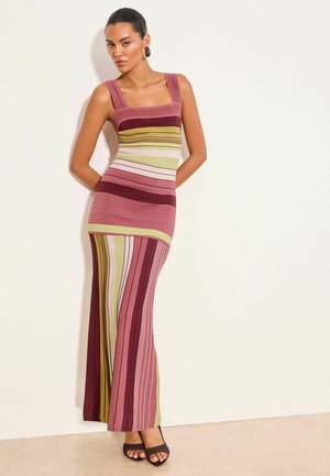 Lipsy, REGULAR FIT - STRIPE MAXI KNITTED DRESS - Svetríkové šaty - pink
