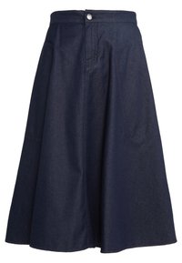 Tmavě modrá džínová sukně s rozšířeným střihem, vybavená pasem, předním zapínáním na knoflík a dvěma bočními kapsami. Hladká textura a délka po kolena.