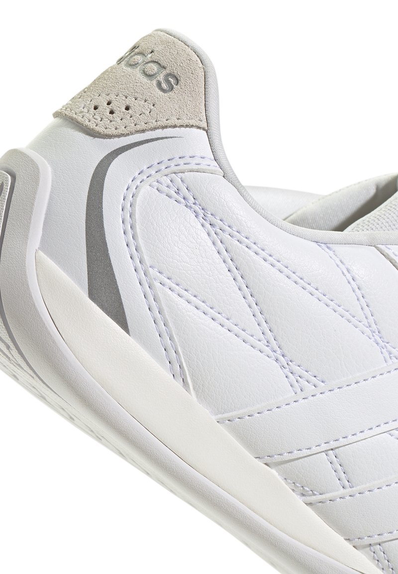 adidas Performance ADIPISTA SENAKER HQ9161 MOTORSPORT - Training shoe -  white - Zalando.ie
