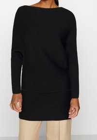 MARCIANO BY GUESS Sweter