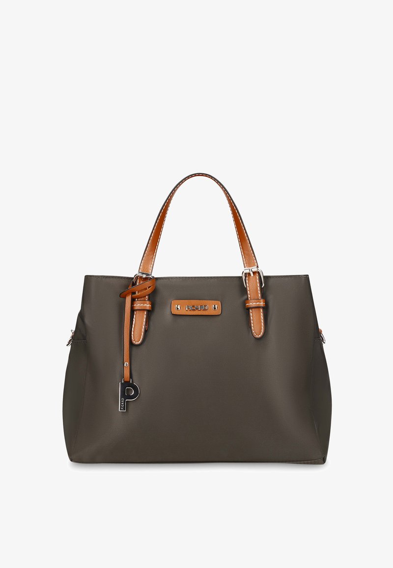 Dunkelbraune Handtasche mit hellbraunen Griffen und Akzenten, silbernen Schnallen und einem hängenden „P“-Anhänger am linken Griff.