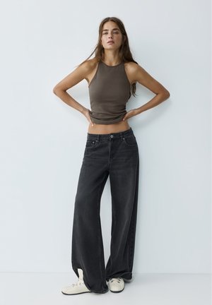 PULL&BEAR, HALTER WITH STRAPS AT THE BACK - TOP - Débardeur - light brown