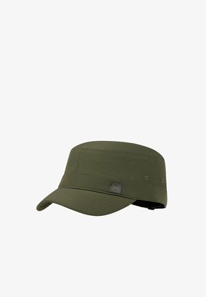 Gorra estilo militar verde oliva con visera corta y curva y pequeño parche negro con el logo de Buff en el lateral.