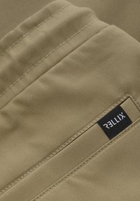 Rellix TECH FANCY POCKETS - Cargohose - sand