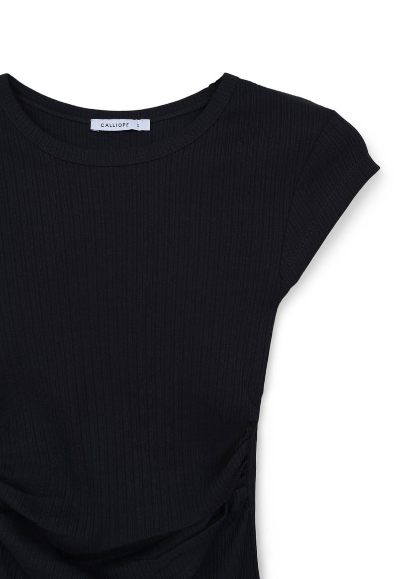 4505 - T-shirt corta tecnica nera con scollo rotondo | ASOS