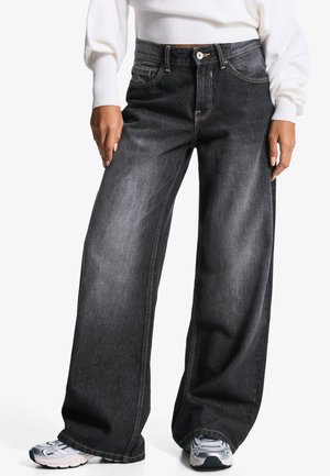 Relaxed fit jeans - black