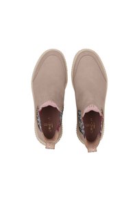 Beige slip-on sko med en glat tekstur, elastiske sidepaneler med et mønstrede accent og en rillet gummisål.