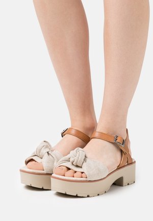 mtng Platform sandals - brown