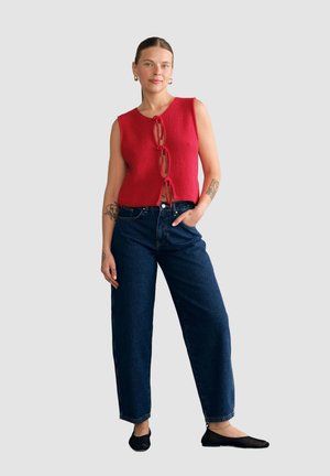 - Jeansy damskie mom fit