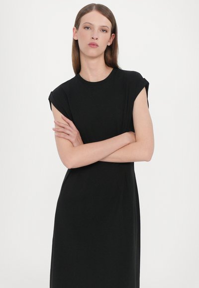 FRAME THE NIPPED DRESS - Haljina od žerseja - black