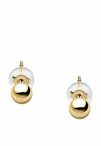 Guldtonade metallstiftörhängen med klara baksidor; sfärisk form; slät yta; enkel och minimalistisk design.