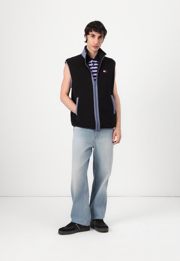 POLAR VEST - Waistcoat2