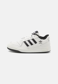 Unselected, core white/core black