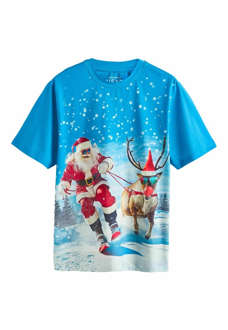 Modré bavlněné tričko s potiskem Santa Clause v červeném obleku a soba v slunečních brýlích, na pozadí zasněžené krajiny.