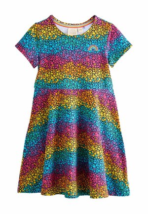 Baumwollkleid mit kurzen Ärmeln, das mit einem bunten Herzenmuster in Pink, Blau, Lila und Gelb verziert ist, und einem runden Ausschnitt.