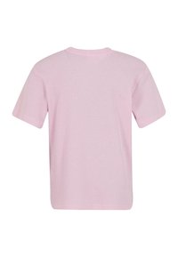 Rosa kortermet t-skjorte med ribbet tekstur og rund hals. Designet er enkelt uten ekstra mønstre eller detaljer.