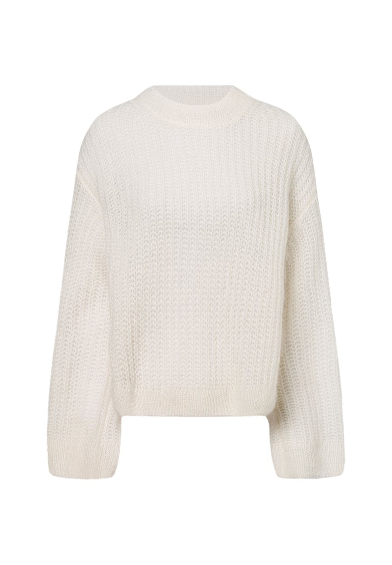 Chunky gebreide trui in off-white. Kenmerkt zich door een brede ronde hals, verlaagde schouders en ribgebreide manchetten en onderkant met een gestructureerde weving.