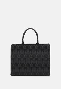 Bolsa tote negra con una textura estampada que presenta un diseño repetido, asas dobles y una forma rectangular estructurada. Material de tela suave.