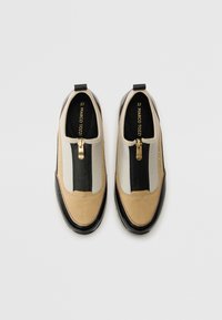 Marco Tozzi Baskets basses - cream/black