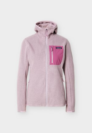 Jasnofioletowa kurtka polarowa z kapturem, pełnym zamkiem błyskawicznym z przodu oraz kontrastową, różową kieszenią na suwak na piersi.